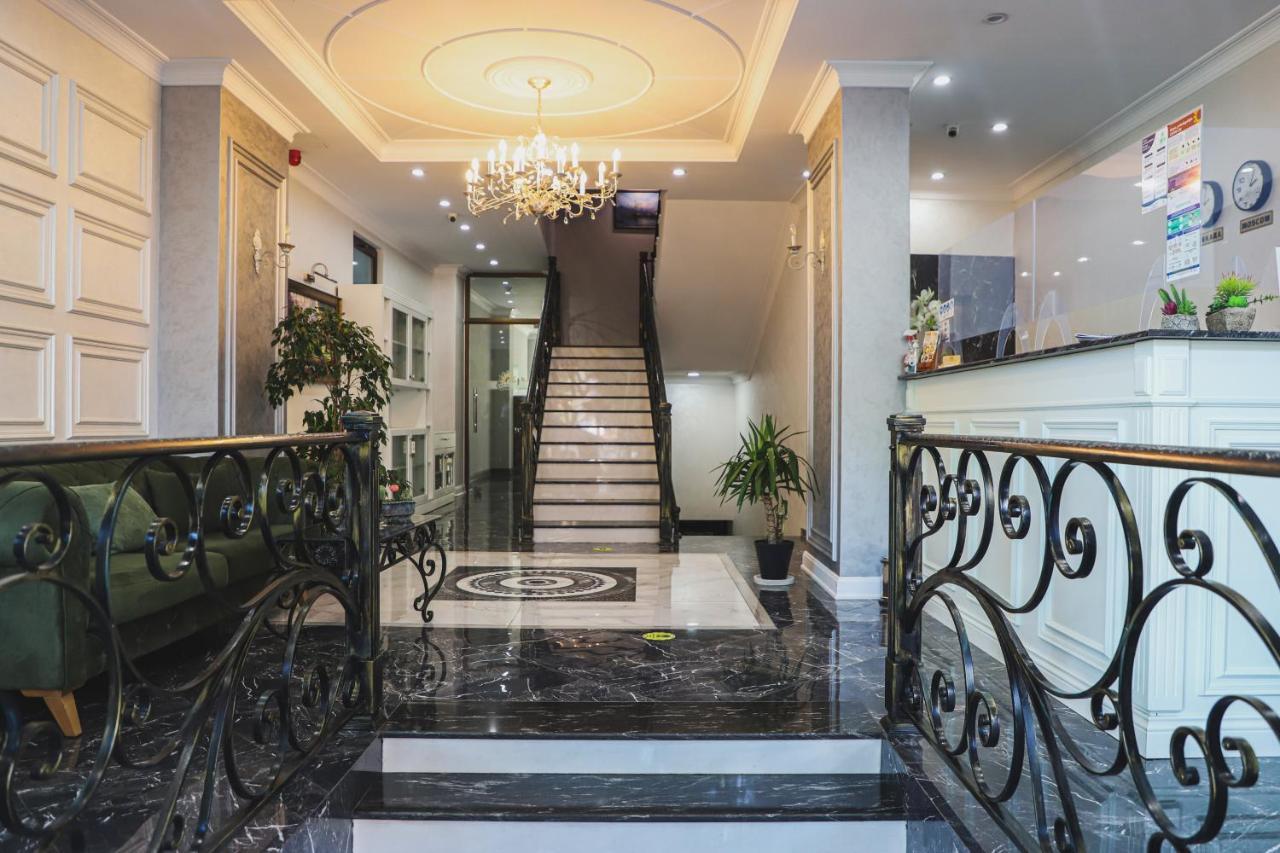Old Garden Hotel Batumi Exterior photo