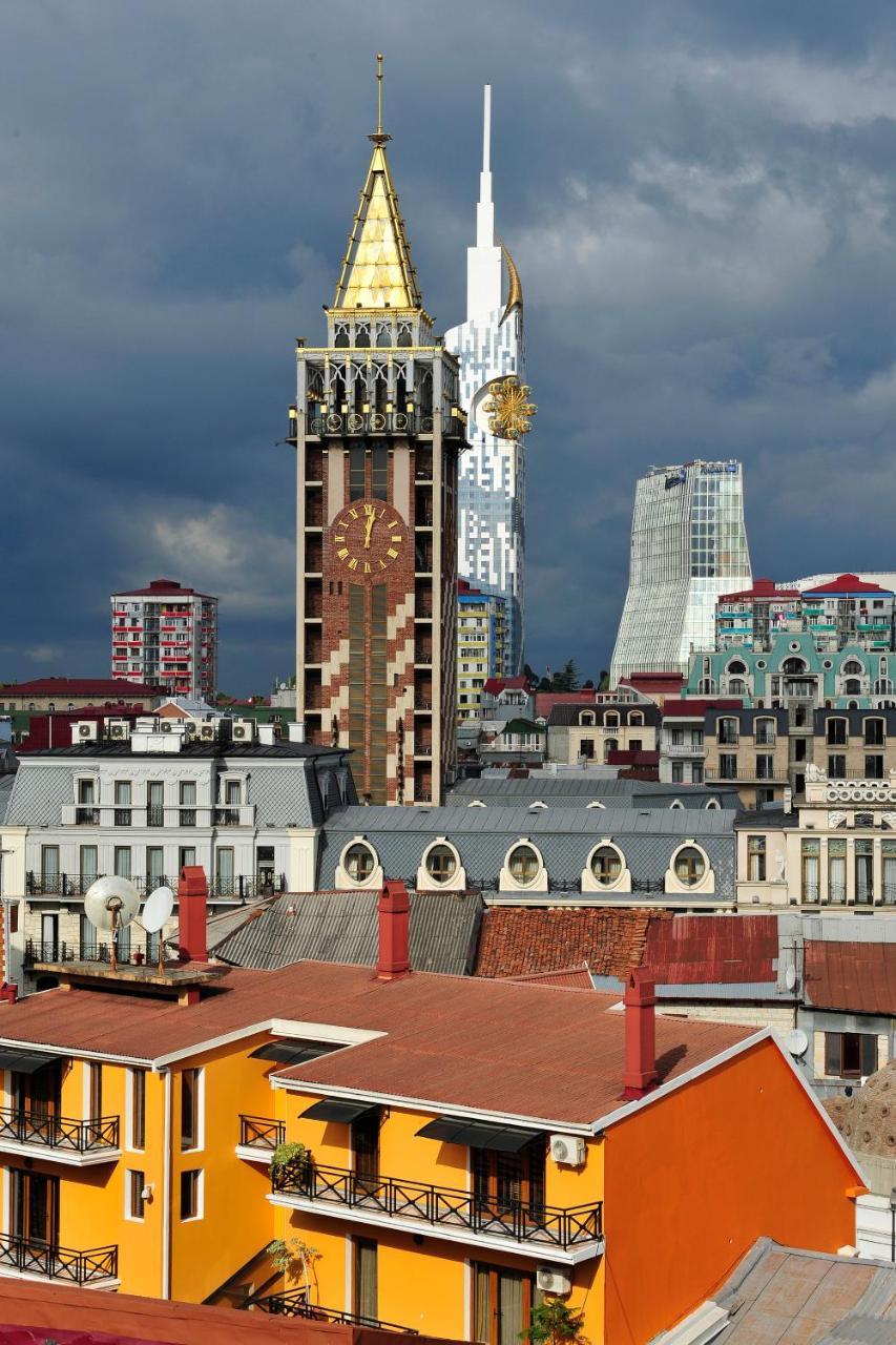 Old Garden Hotel Batumi Exterior photo