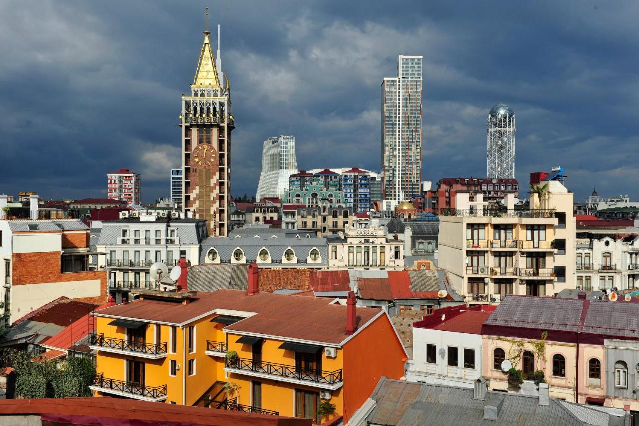 Old Garden Hotel Batumi Exterior photo